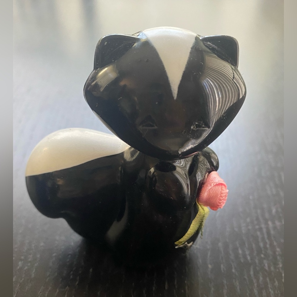 Vintage Avon Sniffy Skunk Perfume Decanter- 1970’s